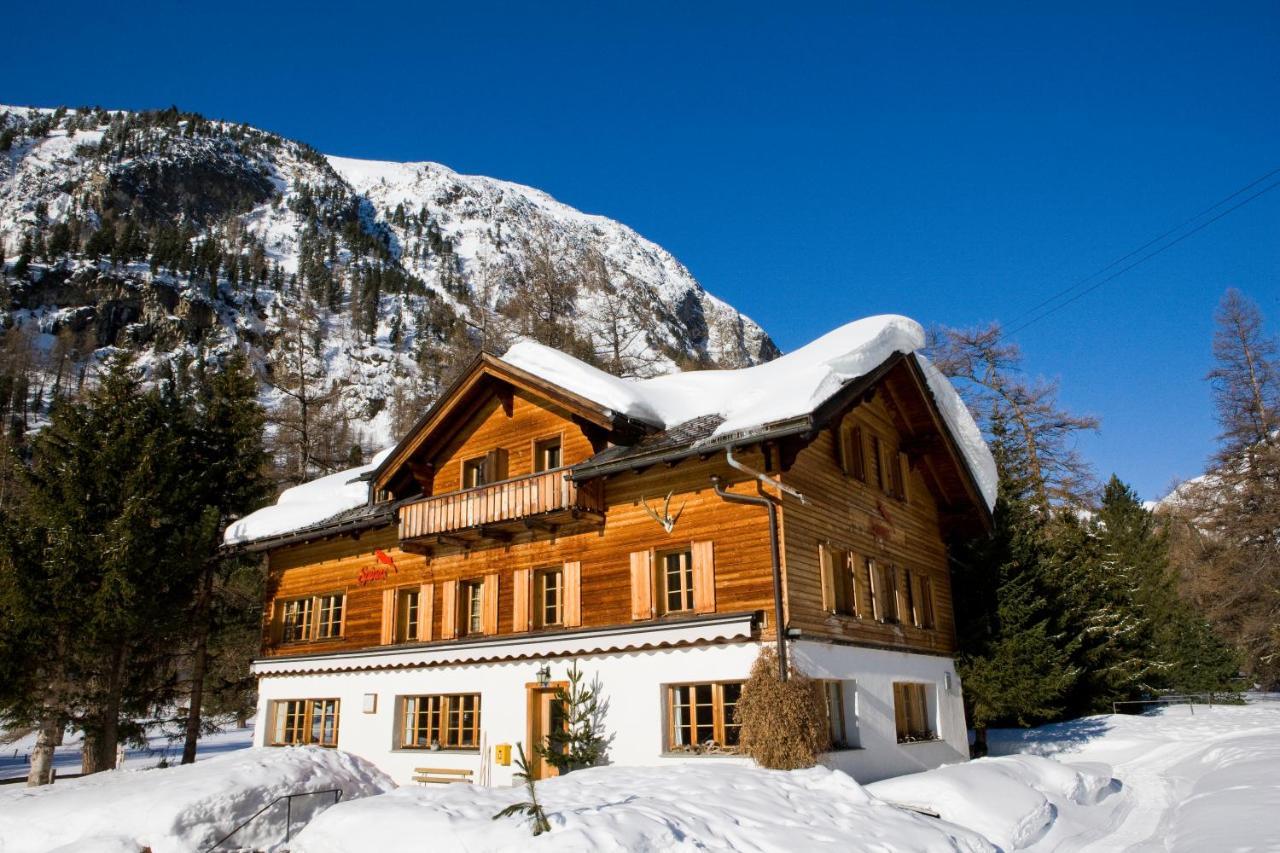 Gasthaus Spinas Bever Bagian luar foto